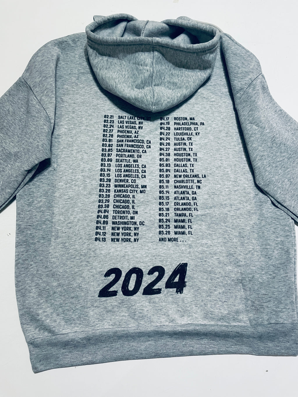 Reggaeton hoodie bunny most wanted tour conejito malo