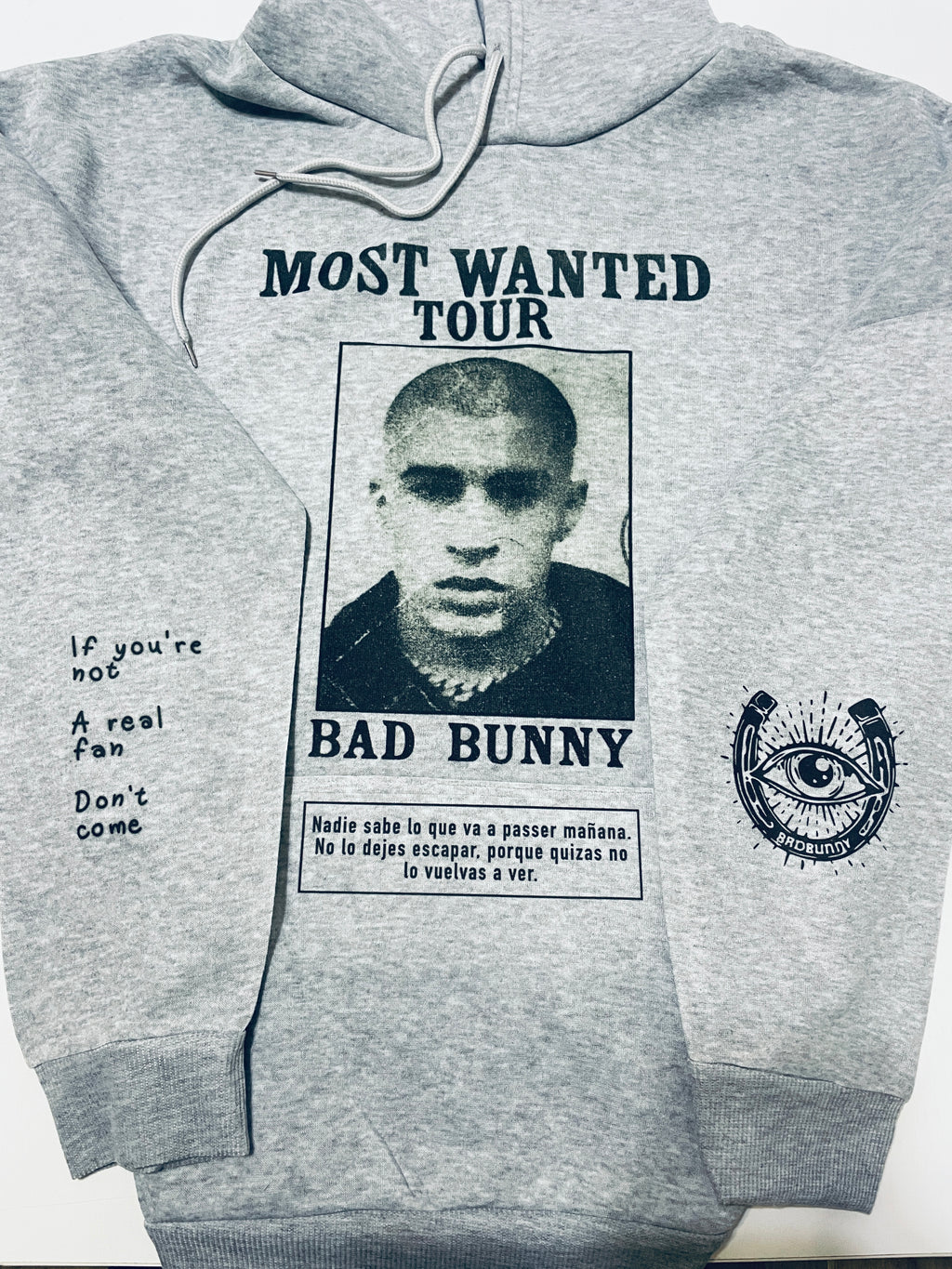 Reggaeton hoodie bunny most wanted tour conejito malo